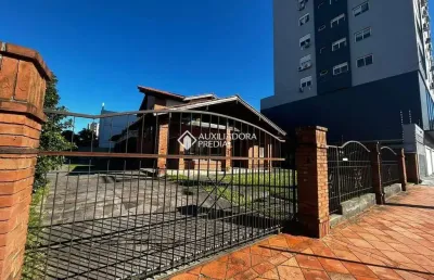Casa com 5 quartos à venda na barão do rio branco, 572, centro, osório, 304 m2 por r$ 1.550.000
