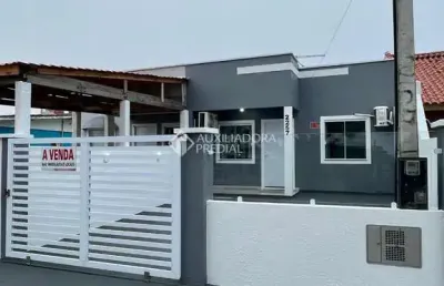 Casa com 2 quartos à venda na fausto borba prates, 5676, centro, cidreira, 45 m2 por r$ 200.000