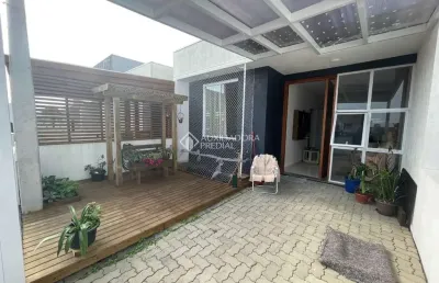Casa com 2 quartos à venda na 2, 45, bosque do albatroz, osório, 48 m2 por r$ 330.000