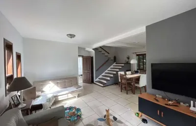 Casa com 3 quartos à venda na servidão costa do moçambique, 358, são joão do rio vermelho, florianópolis, 180 m2 por r$ 904.000