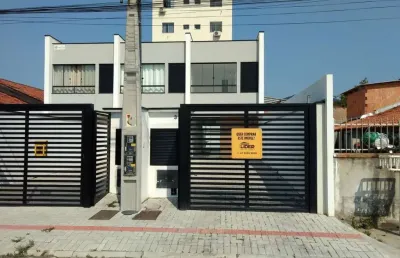 Casa com 2 quartos à venda na rua felipe sestren, 519, balneário perequê, porto belo, 73 m2 por r$ 660.000