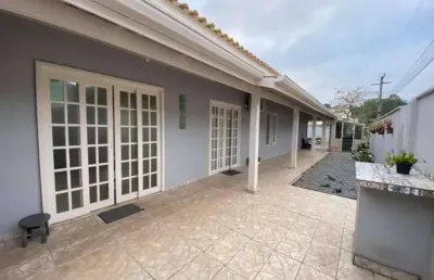Casa com 3 quartos à venda na manoel felipe da silva, 50, balneário perequê, porto belo, 180 m2 por r$ 1.380.000