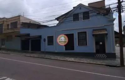 Residência bairro são francisco  -   137 m²  - 4 quartos – 2 salas- cozinha – área de serviços-bwc social - 1 vaga de garagem.  - paulagomes195