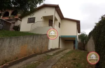 Casa com 3 quartos - 1 suite- garagem coberta - c/61,60 m² - nogueira380