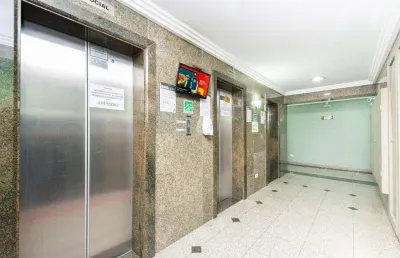 Sala comercial à venda na Rua Emiliano Perneta, 860, Centro, Curitiba