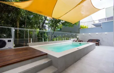 Casa em condomínio fechado com 4 quartos à venda na Rua Virgínia Dalabona, 1202, Orleans, Curitiba