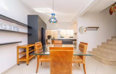 Casa em condomínio fechado com 3 quartos à venda na Rua Roberto Luiz Trevejo, 110, Santa Felicidade, Curitiba