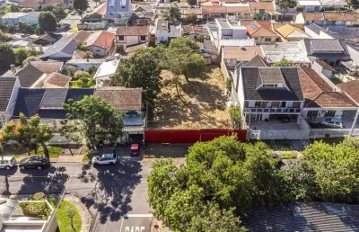 Terreno à venda na Rua Theóphilo Mansur, 585, Novo Mundo, Curitiba