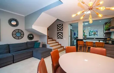 Casa com 5 quartos à venda na Rua Bráulio Faria Prado, 455, Abranches, Curitiba