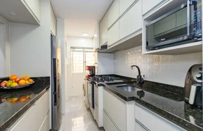Apartamento com 3 quartos à venda na Rua Professor João Falarz, 719, Campo Comprido, Curitiba