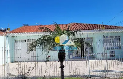 Casa 4 quartos, 3 vagas, quintal amplo, terreno zr3