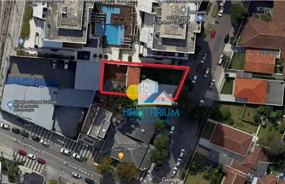 Terreno à venda na Rua Romédio Dorigo, Água Verde, Curitiba