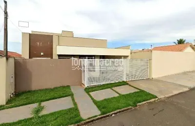 Casa com 3 quartos à venda no Jardim Santa Mônica, Cambé 