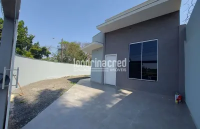 Casa na zona leste jardim veneza prox. ao hu 03 quartos sendo 1 suite banheiros 02 sala cozinha 2 v