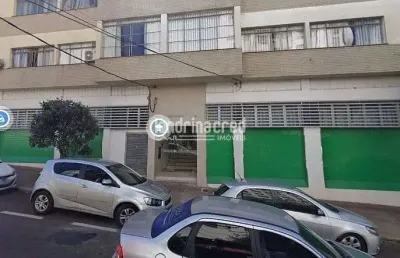 Apartamento no ed. canadá no centro de londrina  dormitórios: 02. banheiros: 01. sala. cozinha. áre