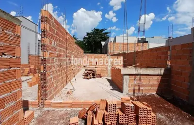 Casa em construção no jardim montecatini, 2 quartos, sala, cozinha, 1 banheiro, 68,50m² de área con