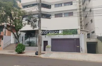 Apartamento no edifício mediterrâneo com 3 quartos (1 suíte), 4 banheiros, sacada, sala ampla, cozi