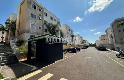 Apartamento no spazio la traviata com 2 dormitórios, sala, cozinha, banheiro, 1 vaga de carro e 1 d
