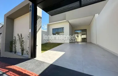 Casa com 80 m², 3 quartos (1 suíte), banheiro social, sala e cozinha integradas, jardim de inverno