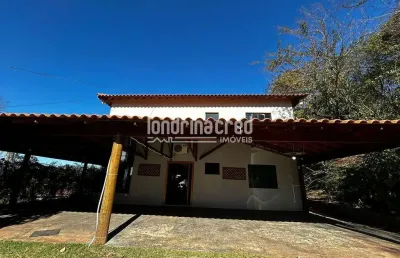 Excelente chácara na zona leste de londrina com 15.200m², casa ampla de 5 quartos (1 suíte), 2 banh