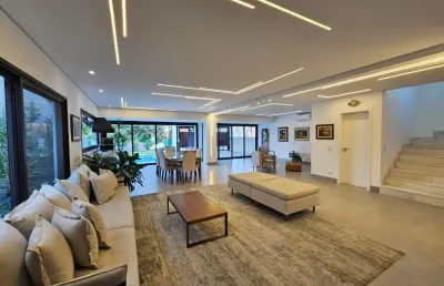 Casa para alugar na Avenida Yojiro Takaoka, Alphaville, Santana de Parnaíba