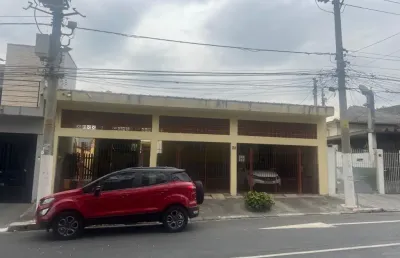 Excelente casa para se morar perto da estação e bem localizada