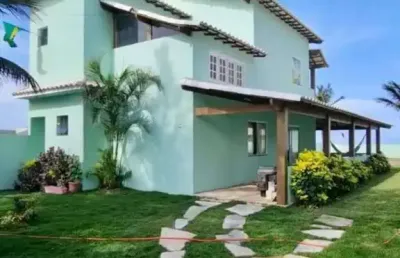 Casa pé na areia: 3 quartos, piscina e área gourmet