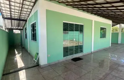 Casa com terreno de 602m² em figueira - arraial do cabo-rj