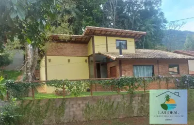Linda propriedade em são pedro da serra - nova friburgo-rj