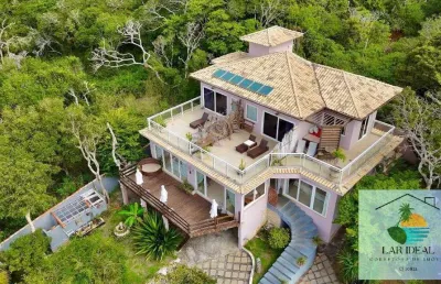 Casa de alto padrão com piscina na ferradura – armação dos búzios