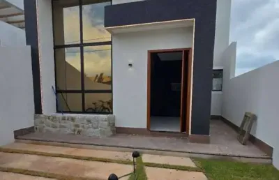 Casa c/ piscina no bairro nova são pedro - são pedro da aldeia-rj