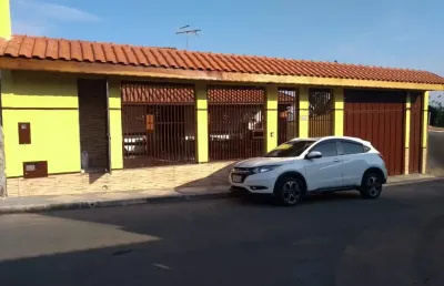 Casa com 3 quartos à venda na Rua Lutécia, 206, Jardim Dayse, Ferraz de Vasconcelos