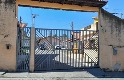 Linda casa no condomínio em itaqúa, próximo do mcdonalds!!!