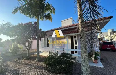 Casa com 3 quartos à venda na Rua Alagoas, Coloninha, Araranguá