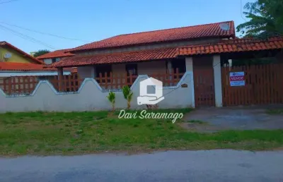 Casa com 3 dormitórios à venda, 220 m² área construída  e 854m2 de terreno em chácaras de inõa.