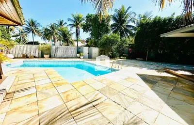 Casa com 5 quartos à venda na Rua Simon Bolivar, Camboinhas, Niterói