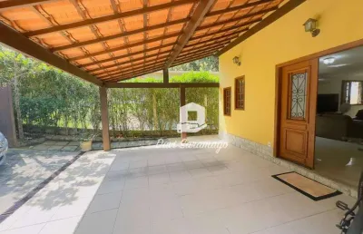 Casa linear dentro de condominio a venda 4 quartos otimo quintal