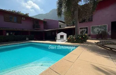 Casa com 5 quartos à venda na Rua das Camélias, Itacoatiara, Niterói