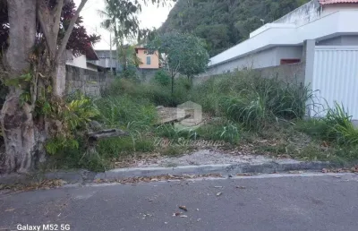 Terreno à venda na Rua Professor Benjamin Carias, Piratininga, Niterói