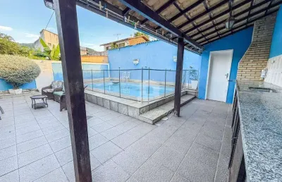 Casa com 4 quartos à venda na Rua Ulisses de Oliveira Madruga, Itaipu, Niterói