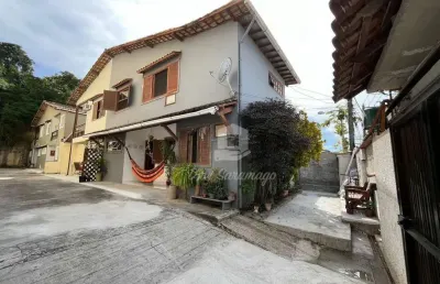 Casa com 3 quartos à venda na Rua Frederico Malesherbes Figueredo, Maria Paula, São Gonçalo