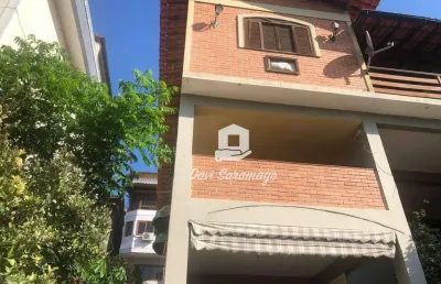 Casa com 4 quartos à venda, 377 m² por r$ 990.000 - itacoatiara - niterói/rj