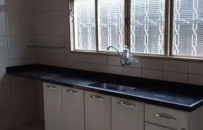 Casa com 4 quartos à venda na vila recreio, ribeirão preto  por r$ 450.000