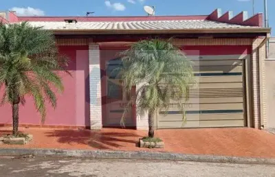 Casa com 2 quartos à venda no parque das amoreiras, serrana  por r$ 315.000