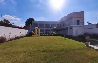 Belíssima casa à venda próximo ao parque ecológico, colinas em indaiatuba-sp
