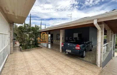 Casa com piscina e pomar à venda no condomínio horizonte azul ii em itupeva