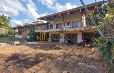Excelente chácara à venda no condomínio colinas do mosteiro de itaici, indaiatuba/sp