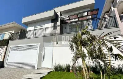 Casa com 3 quartos à venda na Rua Jair Hamms, Pedra Branca, Palhoça