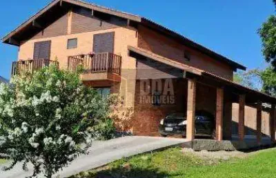 Linda casa em condomínio fechado, santo amaro da imperatriz