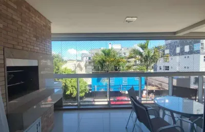 Apartamento mobiliado a 150 metros da praia de jurerê